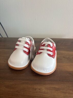 Wee Squeak Red Rory Saddle Shoes NWT